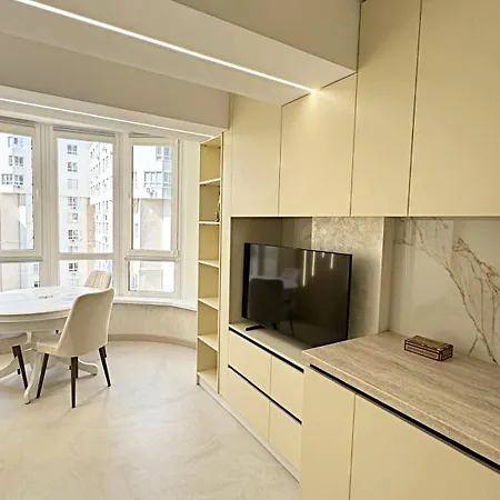 Luxury Design Apartment *