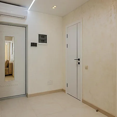 Luxury Design Apartment